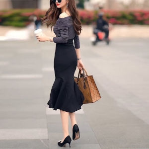 High Waist Slim Fit Fish Tail Skirt Womens Fashion Design Long Thin Style Commute Korean Version Solid Color Autumn New Arrival