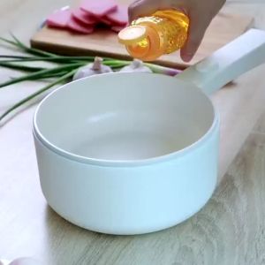 PANCI LISTRIK KERAMIK 1.8L YOSSI MULTIFUNGSI LAPISAN KERAMIK ANTI - LENGKET LOW WATT ELECTRIC POT LOW PORTABLE 700 W VIRAL UNIK SERBAGUNA KOMPOR LISTRIK - BISA COD
