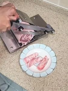 Beef Mutton Rolls Cutter Meat Slicer Kitchen Gadgets Household Manual Lamb Slicer Frozen Meat Cutting Machine