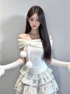 CHANGTONG | Elegant and Youthful One-Shoulder Top Skirt Set Spring
