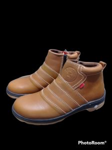 SEPATU BOT POl KULIT