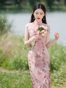 Elegant Vintage Style Sleeveless Qipao Young Womens Pink Dress Fashionable Simple Design Low Slit Daily Wear Korean Style