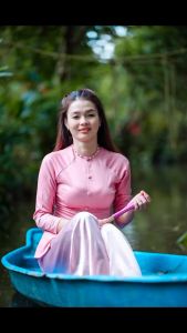 SÉT ÁO LẺ BÀ BA TAY LOE NÚT TÀU QUẦN LỤA ỐNG SUÔNG PHONG CÁCH CÁCH TÂN MẪU MỚI THỜ TRANG HIỆN ĐẠI NHẤT GIÁ RẺ