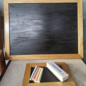Papan Kapur Tulis Hitam Blackboard Ukuran 60×80cm Pajangan Menu Cafe Wedding Absensi dll