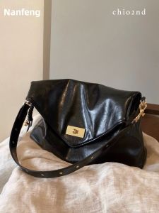 CHIO‘2ND | Soft Leather Large Tote Bag