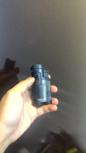 Bật lửa cigar 3 tia kèm đục của Lubinski YJA-10024