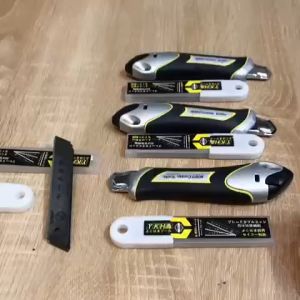 Dao rọc giấy và hộp lưỡi dài Nhật YKHM sắc bén