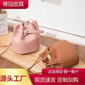 Túi Đeo Vai Nữ Phong Cách Hàn Quốc Màu Trơn Mùa Xuân Hè Mới Túi Đeo Vai Đơn Cho Nữ Túi Xô Thời Trang Thường Ngày