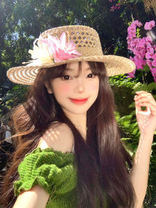BAOYINFEI | Openwork Flowers Flat Top Sun-Protective Straw Hat