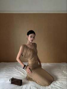 VENUIE | Elegant V-Neck Short Sleeve Top and Hip Hugging Fish Tail Skirt Set
