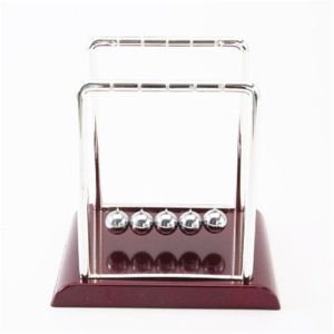 วิทยาศาสตร์กายภาพของเล่นนิวตัน BALANCE ลูกตุ้ม Ball Collision Energy Conservation Law Ball สํานักงานตกแต่งวันหยุดของขวัญ