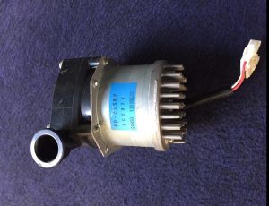 MÁY BƠM HOÁ CHẤT NHẬT GIÁ RẺ -SANSO JAPAN. New 98%_ Chọn chạy 220v hoặc DC 282v