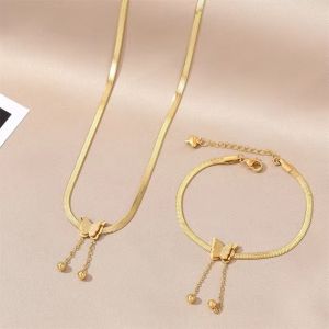 KALUNG TITANIUM KUPU KUPU + GELANG KUPU KUPU PERHIASAN FASHION