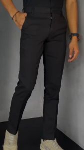 Celana Bahan Slimfit Panjang Hitam: Pilihan Terbaik untuk Pria Formal