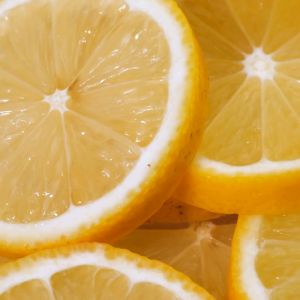 FRESH ZESTY LEMONS LARGE IMPORTED FROM CHINA - PACK OF 6 - ISTANA ROYAL FRUITS