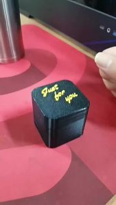 Ready to Use Pop-up Prank Middle Finger Gift Box Toy Love Rose Surprise Gift Box Halloween Surprise Gift Box Spoof Middle Finger