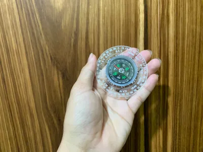 La bàn phong thủy MINI Cầm tay nhỏ gọn.