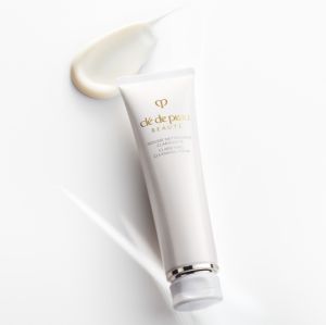 【Direct From Japan】Cle de Peau Beaute Mousse Nettoyante: Luxurious Foaming Cleanser for Radiant Skin