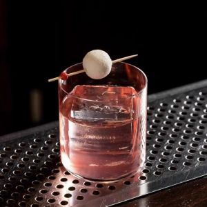 Bar High-End Japanese Style Thin Glass Cocktail Cup Lead-Free Whiskey Glass Rock Cup Creative Classical Design for Dining And Serving