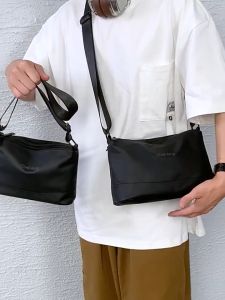 ขนาดใหญ่ พร้อมส่ง เหมาะสำหรับผู้ชายและผู้หญิง แฟชั่นฤดูร้อนญี่ปุ่น ดีไซน์เฉพาะ สไตล์เกาหลีเรียบง่าย กระเป๋าสะพายข้าง มีช่องใส่ของ ความจุมาก เหมาะสำหรับการเดินทาง