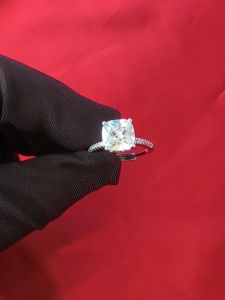 Diamcity Cincin Moissanite 3 Karat & Perhiasan Perak 925 Grosir
