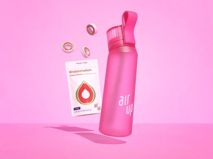 Air Up Water Bottle (with 1 free pack of flavor pods; 1 pack has 3 pods)