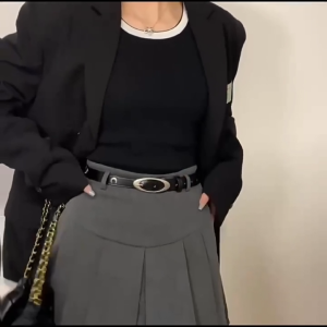 Y2K Moon Star Rivet Belt for Women 105cm Black PU Leather Waist Belt with Oval Silver Buckle for Jeans