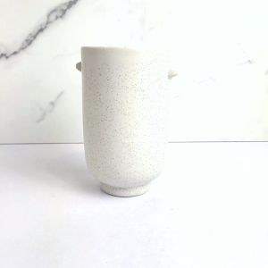 The Leaferie Saoirse plant pots. Ceramic flowerpot . flowerpots . flower pot . planter . planters