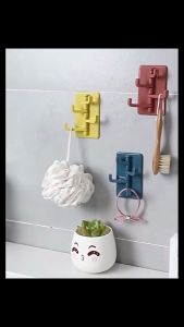 Móc Treo Đồ Dán Tường 4 Móc Xoay 180 Độ Siêu Dính