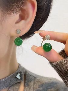 Retro Green Agate Bead Earrings Womens Fashion Front And Back Wear Minimalist Design Luxury Sensation Simple Earring Accessories