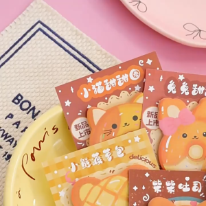Sticky Notes 30 Lembar Hewan Roti Snack Capybara Lucu Catatan Tempel Aesthetic