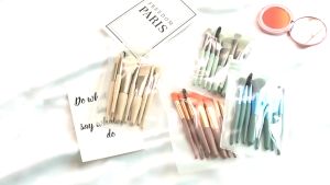 Set 8Pcs Make Up Brush Kuas Makeup Halus Untuk Harian