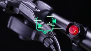 LED ไฟท้ายอลูมิเนียมอัลลอยด์ แสงทับทิมความสว่างสูง เตือนความปลอดภัยไฟหมวกกันน็อค อุปกรณ์ไฟกบจักรยาน