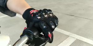 Motorcycle riding gloves v2 anti slip and anti fall racing rider gloves Touch screen safety gloves Hard fingered gloves