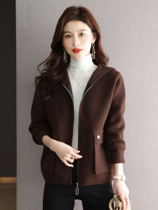 ลำลอง ถักสั้น ขนสัตว์ เสื้อโค้ท สําหรับผู้หญิงที่มีหมวก ปกเสื้อ ซิป กระเป๋าเสื้อ ตัดตรงสไตล์การเดินทาง ทันสมัย ขนาดเล็ก