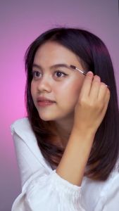 USHAS Eyebrow Gel and Powder 2IN1 Alis Murah