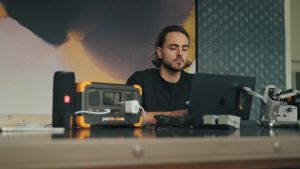 Pecron E300LFP Portable Power Station 288Wh 600W Solar Generator LiFePO4 Battery Power Supply for Camping Solar Panel Optional