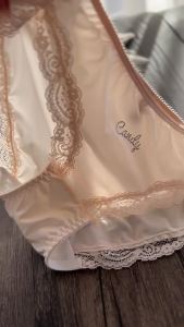 Penghantaran dari China [2025] Cinta Besar a Kakak Diraja Sutera Licin Anjal Berkilat Satin Berlian buatan Seluar Seluar Wanita Renda Seksi a Krim 3.5