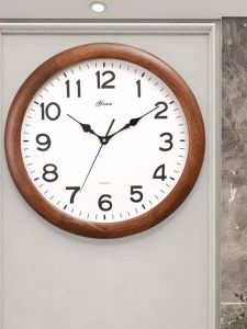 New Chinese Style Large Size Silent Wooden Living Room Wall Clock Simple Modern Home Decor round Shape Battery Powered Clock