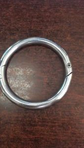 Cincin Hidung Ternak Berkualitas Tinggi: Perlengkapan Peternakan Hewan