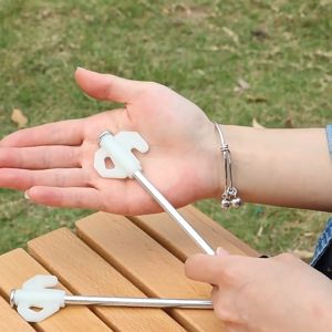 สมอบกพื้นเต็นท์มีด้ามจับสะท้อนแสง ขนาด 20 ซม. สมอบกตั้งพื้น สมอเต็นท์ อุปกรณ์ตั้งเต็นท์