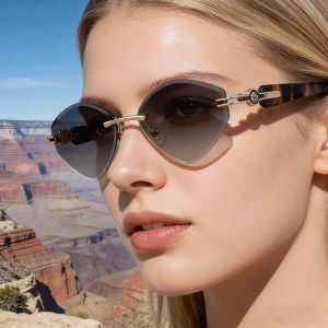 Luxury Rhinestone Brand Design Rimless Rhombus Sunglasses Women 2026 Fashion Trendy Anti-reflective Outdoor Sun Shades UV400