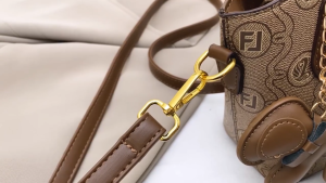 [BISA COD] 3172 Tas Angel Touch Free Paper Bag + Gantungan Tas Selempang Wanita Fashion