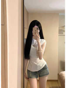 กึ่งสูง ปกเสื้อ แขนกุด เสื้อยืดสั้น ผู้หญิง ฤดูร้อน ดีไซน์ ไหล่ตรง Sensual สลิมฟิต รูปแบบสร้างสรรค์ เสื้อท่อนบน