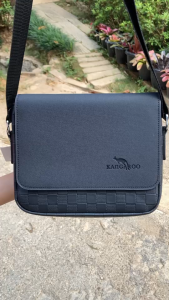 กระเป๋าสะพายข้างผู้ชาย จิ้งโจ้ ขนาด 9นิ้ว ทรงตั้ง ทรงนอน ของขวัญวันเกิดให้แฟน