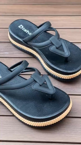 Hot Korean Trend Women Elevator Flip Flops Thick 5cm Non-Slip Waterproof Sole Durable Outdoor Anti-slip Fashion Sandals 095523