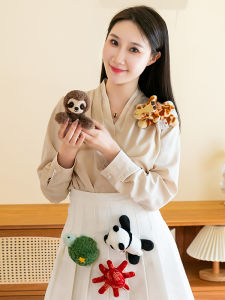GUAIBUDIAN | Animal Shaped Magnetic Shoulder Plush Toy