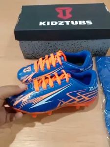 KIDZTUBS Sepatu Bola Anak Paket Komplit Sepatu Bola Tas Skin Deker Kaos Kaki Usia 6-10 Tahun Size 28 29 30 31 32 33 34 35 36 37 KDZ1503010825