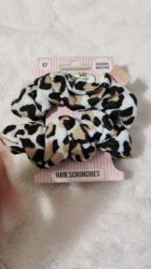 Lightweight & Soft Microfibre Scrunchie Set: A Stylish & Practical Choice