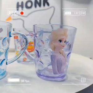 Ly quai Disney trong suốt hình nhân vật hoạt hình siêu cute cho các bé